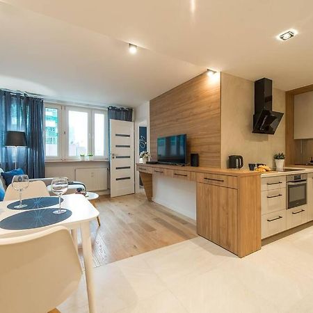 Rondo Onz P&O Serviced Apartments วอร์ซอ ภายนอก รูปภาพ