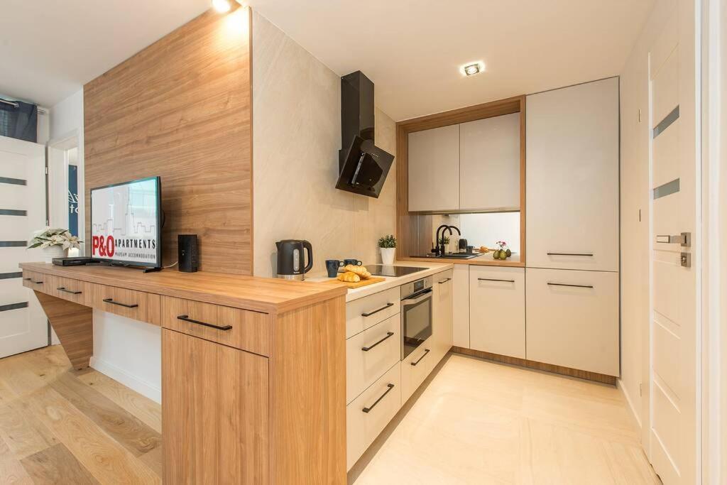Rondo Onz P&O Serviced Apartments วอร์ซอ ภายนอก รูปภาพ